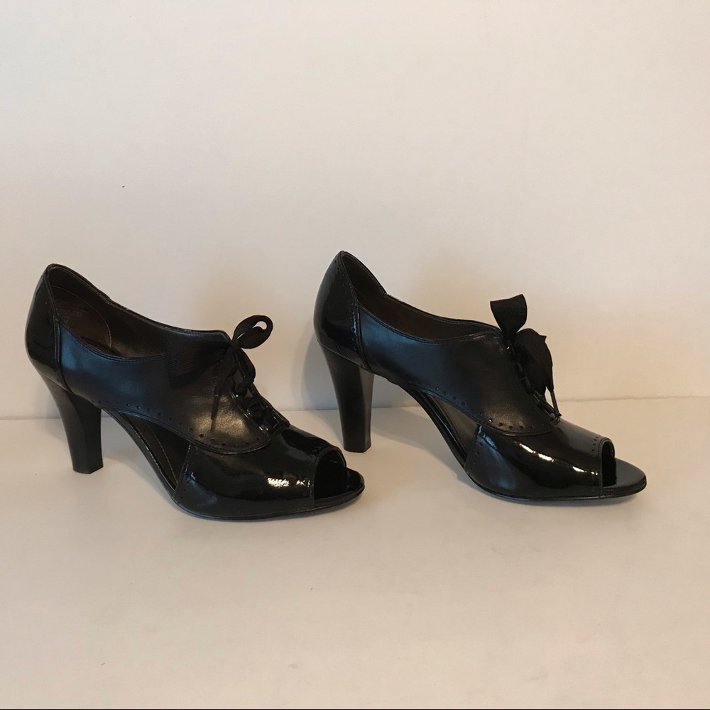 Circa by Joan & David Shoes, 9, black